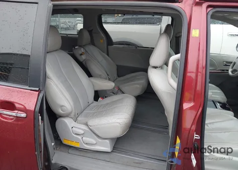 2011 Toyota Sienna Xle V6 из США, поврежденный, VIN 5TDYK3DCXBS001286